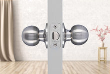 画像をギャラリービューアに読み込む, Midofar Transitional Keyed Entry Ball Door Knob, Satin Nickel - Designed for Traditional and Transitional Homes and Blends Seamlessly with Interior Décor, 1 Pack
