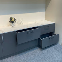 Afbeelding in Gallery-weergave laden, Aluminum alloy knurled handle for modern furniture design
